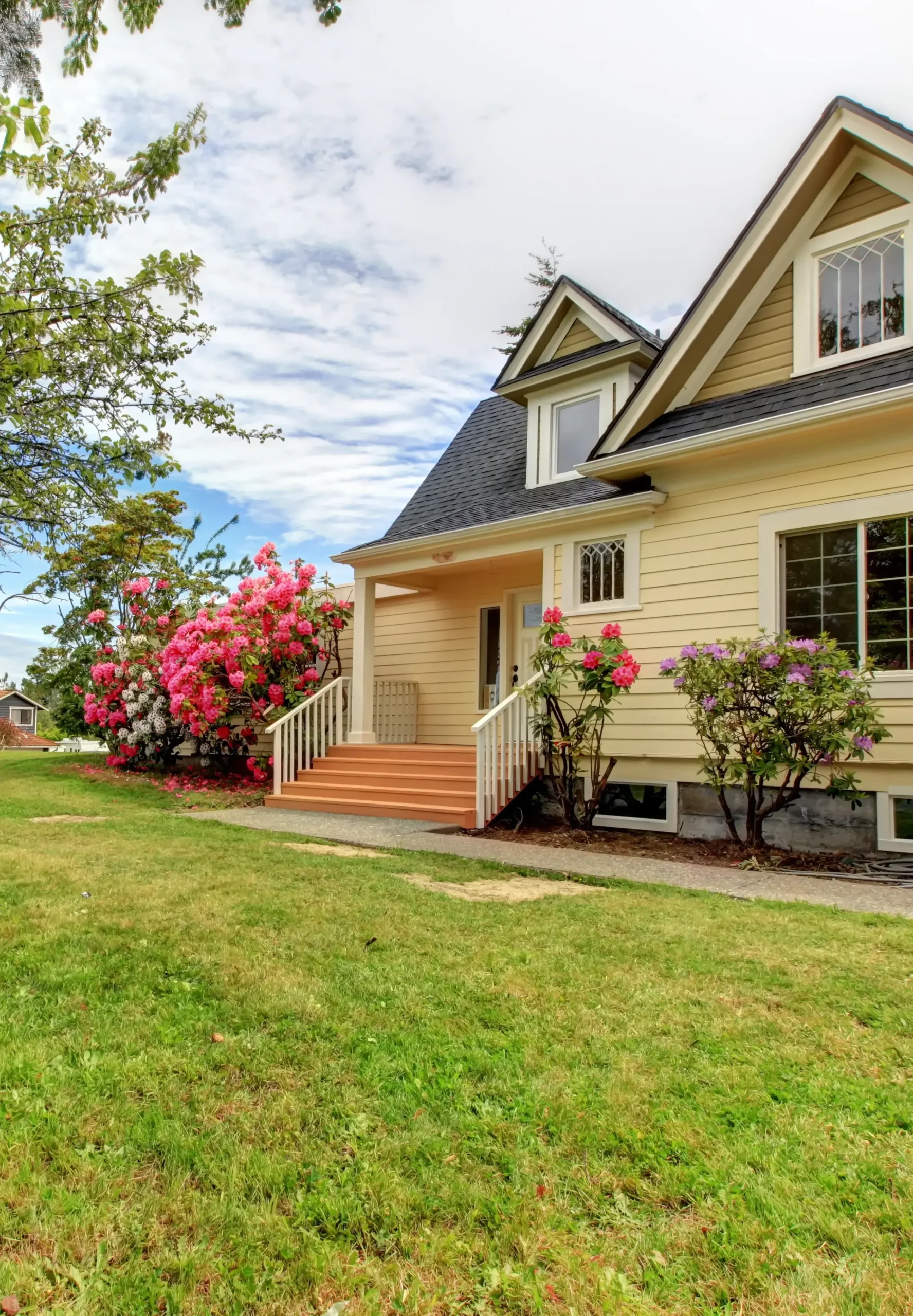 A finished Atlanta roof replacement by Brabant Roofing